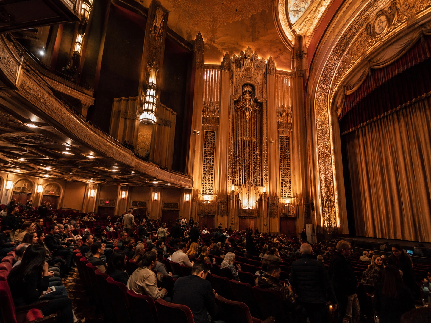 Why Historic Cinemas Still Attract Modern Audiences